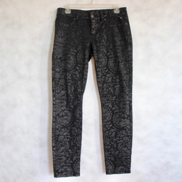 7 For All Mankind Denim - 7 For All Mankind Black Skinny pattern jeans